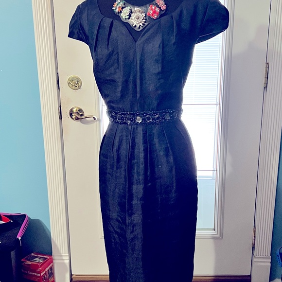 Adrianna Papell Dresses & Skirts - Adrianne Papelli Embellish party sheath dress.